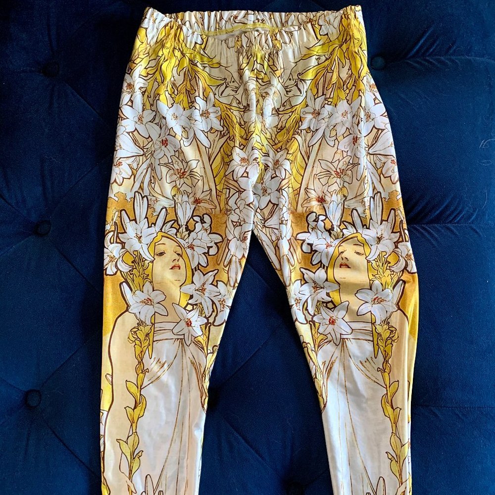 Poprageous Art Nouveau Alphonse Mucha leggings